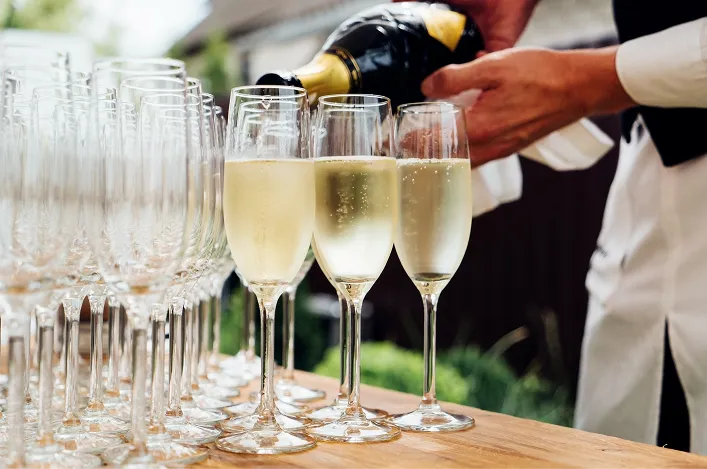 champagne seating chart